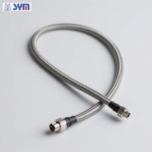 高柔耐弯折电柜连接线｜90℃耐温RVV/RVVV/RVVP系列工业连接线，带镀锡铜绞合导体与抗扭结构，专用于自动化电控柜内部布线
